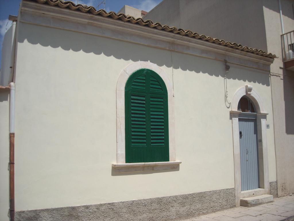 Case Nausica Marina di Ragusa Exterior photo